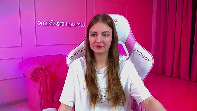 SofiaSarvains online show from 06-11-26, 07:01