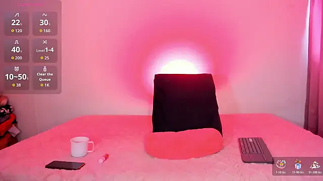 Snapshot of Sophiie_dreams chatting on 06-29-26, 03:01 Sophiie dreams online show from 06-29-26, 03:01