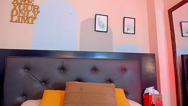 Boy Mathew online show from 06-18-26, 11:25