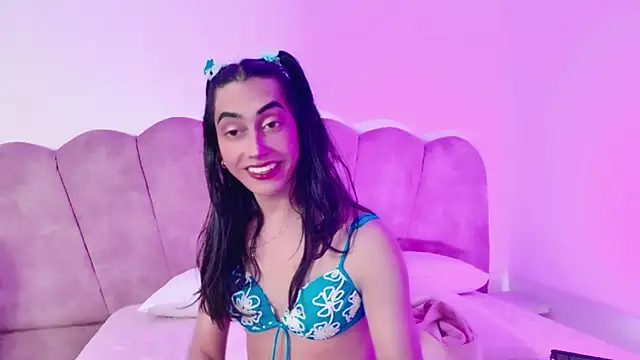 Alexadomina22 online show from 07-21-26, 08:00