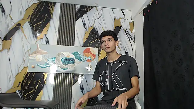 TWINKS BOYSX online show from 05-30-26, 01:19