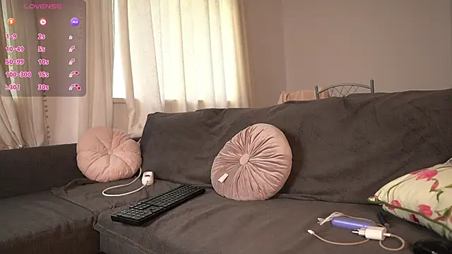 Snapshot of emmaxblanco chatting on 07-07-26, 04:59 emmaxblanco online show from 07-07-26, 04:59