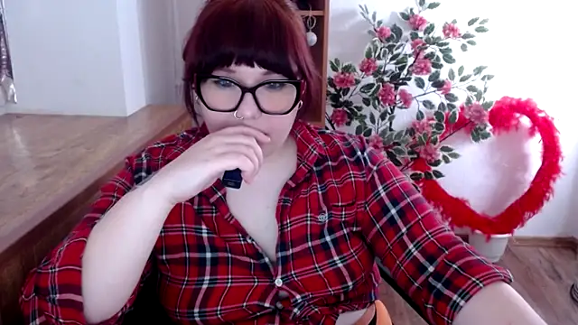 KarolinasHot online show from 05-20-26, 12:39