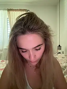 LillyStarr online show from 07-03-26, 12:55