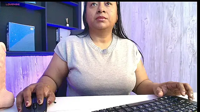 Rachell Carter online show from 06-17-26, 04:59