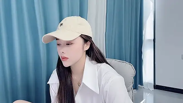 Snapshot of Qingqing19 chatting on 06-16-26, 02:36 Qingqing19 online show from 06-16-26, 02:36