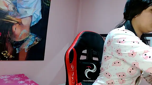 LunaKittyx online show from 05-13-26, 01:19