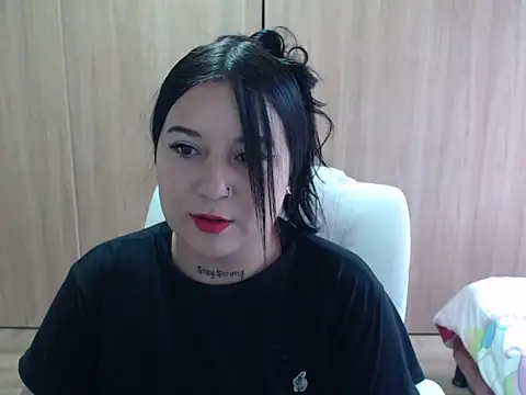 Haileey ross online show from 06-10-26, 03:00