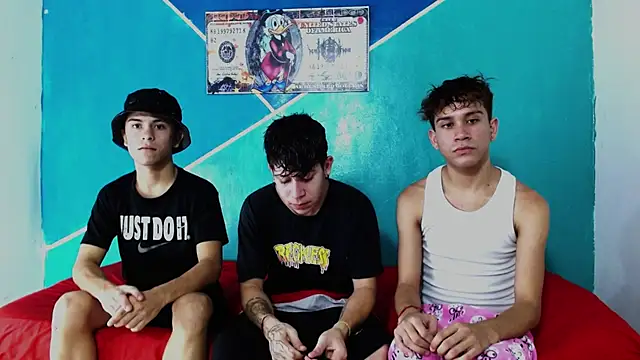 wild boys zs online show from 07-02-26, 03:23