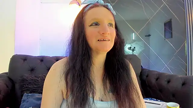 CloeMature online show from 08-02-26, 03:38
