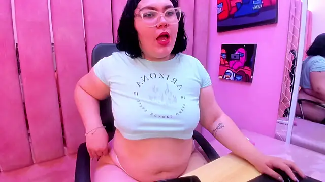 Sweet Nova  online show from 05-28-26, 04:15