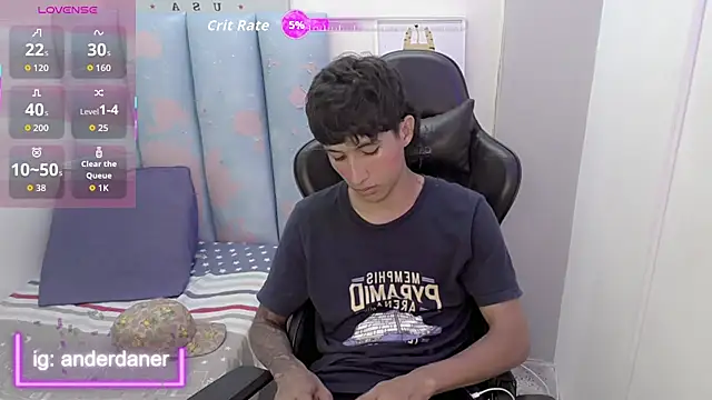 liam play online show from 06-21-26, 04:04