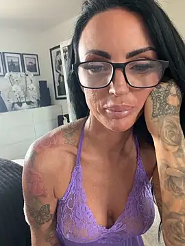 Desirable Demi online show from 06-02-26, 09:55