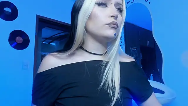 Snapshot of scorpiogoddess chatting on 07-17-26, 11:09 scorpiogoddess online show from 07-17-26, 11:09