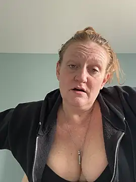 Kellilyn10 online show from 06-04-26, 07:31