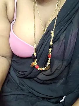 Snapshot of tamilkavitha123 chatting on 07-14-26, 04:39 tamilkavitha123 online show from 07-14-26, 04:39