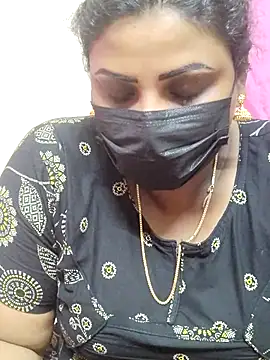 Snapshot of tamilkavitha123 chatting on 07-19-26, 04:38 tamilkavitha123 online show from 07-19-26, 04:38