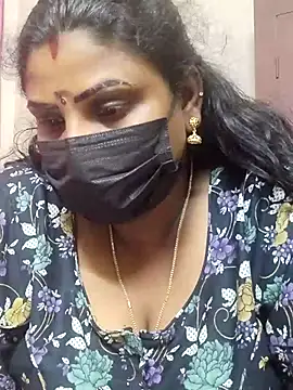 Snapshot of tamilkavitha123 chatting on 07-20-26, 03:03 tamilkavitha123 online show from 07-20-26, 03:03