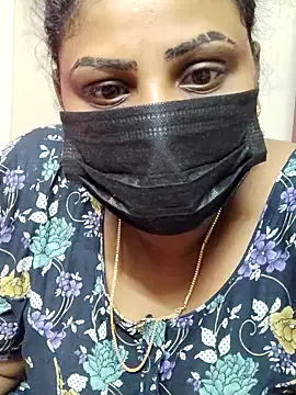 Snapshot of tamilkavitha123 chatting on 07-21-26, 03:20 tamilkavitha123 online show from 07-21-26, 03:20