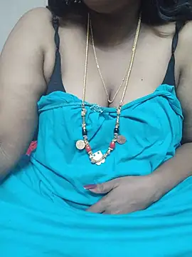 Snapshot of tamilkavitha123 chatting on 08-05-26, 02:36 tamilkavitha123 online show from 08-05-26, 02:36