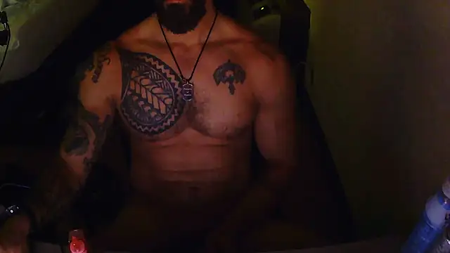 Snapshot of applejaxxx chatting on 06-30-26, 05:30 applejaxxx online show from 06-30-26, 05:30