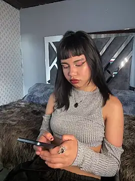AntonellaCooper Pink online show from 06-25-26, 10:14