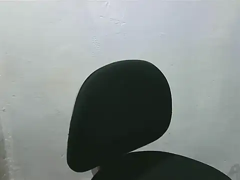 Snapshot of Brun3tt3n chatting on 02-15-25, 02:04 Brun3tt3n online show from 02-15-25, 02:04