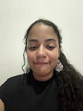 Snapshot of saharariderr chatting on 05-16-26, 02:19 saharariderr online show from 05-16-26, 02:19