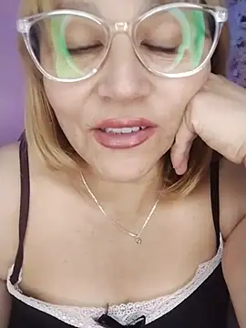 Snapshot of vitaminafranccesca chatting on 05-22-26, 06:57 vitaminafranccesca online show from 05-22-26, 06:57