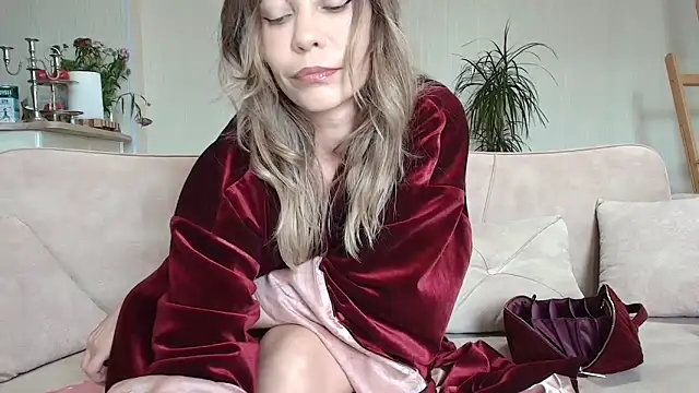 Snapshot of Gargona1 chatting on 05-16-26, 11:53 Gargona1 online show from 05-16-26, 11:53
