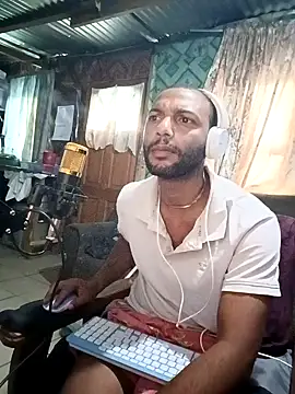Snapshot of Camodick chatting on 01-28-25, 04:29 Camodick online show from 01-28-25, 04:29