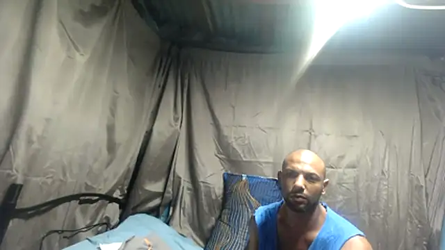 Camodick online show from 04-25-26, 02:47