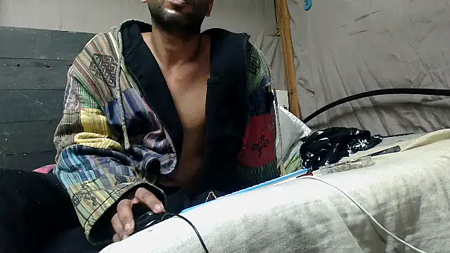 Camodick online show from 05-19-26, 04:52