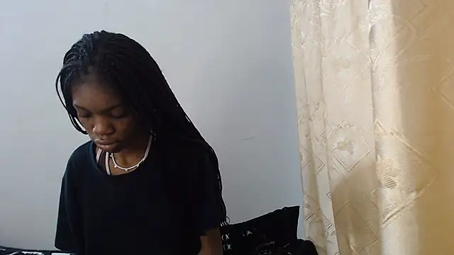 PetiteBarbie 05 online show from 08-03-26, 06:12