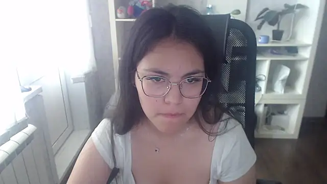 Anda here online show from 06-25-26, 02:44