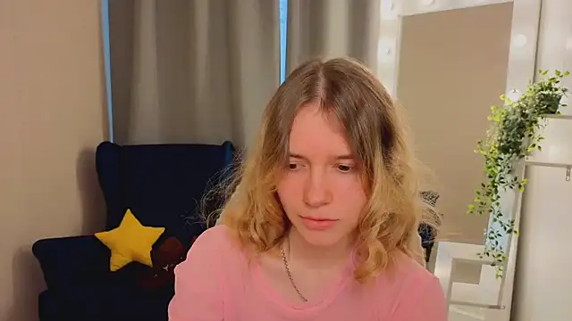 MilanaRayy online show from 06-17-26, 05:54