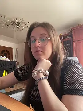 viksiss online show from 05-14-26, 05:36