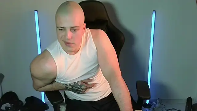 Snapshot of Bigbaald chatting on 05-31-26, 06:10 Bigbaald online show from 05-31-26, 06:10