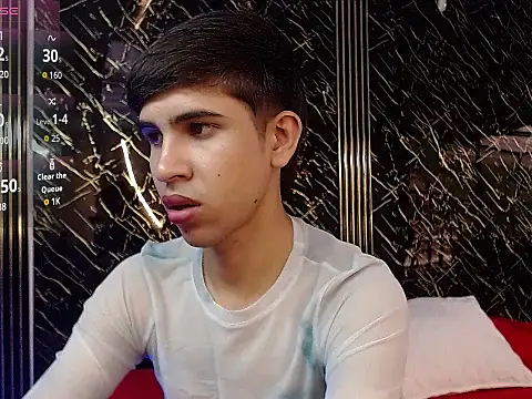 joshua saenz  online show from 05-20-26, 08:26