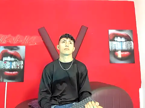 CAT LOVE1 online show from 05-08-26, 04:07