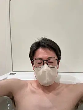 Snapshot of h_japmen chatting on 06-18-26, 02:54 h japmen online show from 06-18-26, 02:54