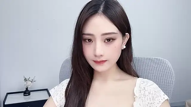 Snapshot of _222Mia chatting on 05-24-26, 06:29 222Mia online show from 05-24-26, 06:29