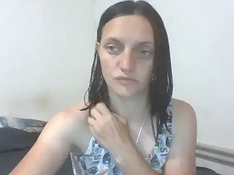 Snapshot of Kimmy_Webb chatting on 06-10-26, 04:39 Kimmy Webb online show from 06-10-26, 04:39