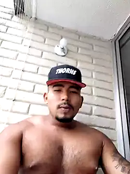 Snapshot of AndrssGold chatting on 05-27-26, 12:57 AndrssGold online show from 05-27-26, 12:57