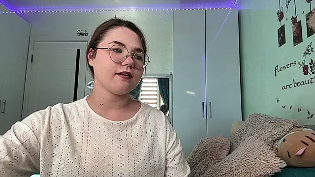Janice Vasquez online show from 05-11-26, 12:55