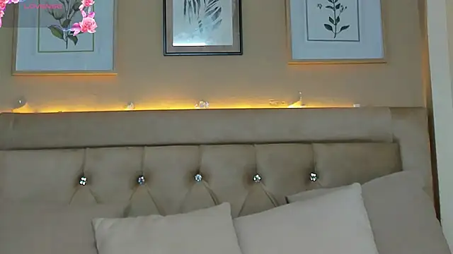 EmilyWinter  online show from 06-10-26, 11:53