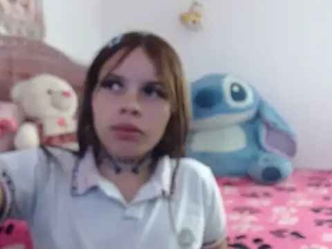 Snapshot of Candykane29 chatting on 05-18-26, 02:40 Candykane29 online show from 05-18-26, 02:40