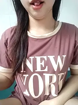 Snapshot of Emilysexy_cut chatting on 07-01-26, 04:14 Emilysexy cut online show from 07-01-26, 04:14