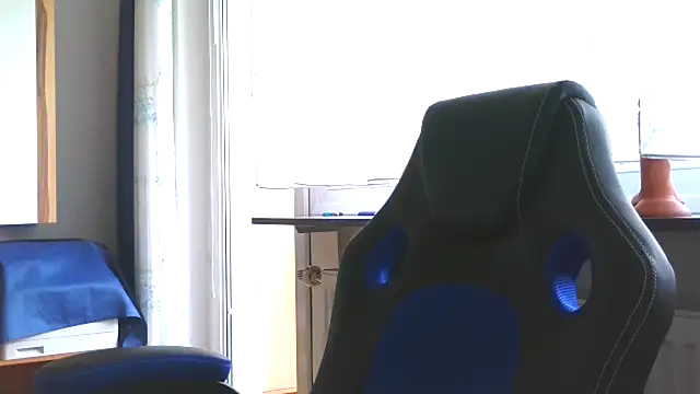Snapshot of ginamilton chatting on 05-11-26, 04:04 ginamilton online show from 05-11-26, 04:04