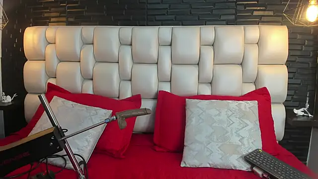 ViolettGracee online show from 07-01-26, 04:03